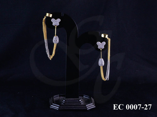 EAR CUFF