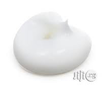 Skin Whitening Cream With Arbutin Dry Place