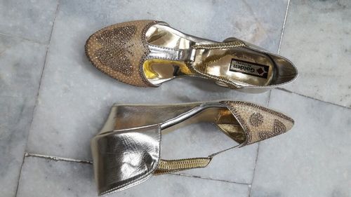 ladies sandal