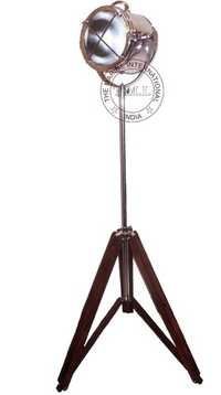 Chrome Finish Vintage Home Decor Floor Spotlight With Adjustable Stand