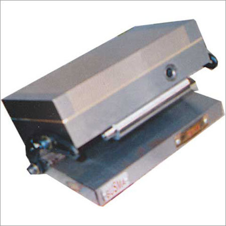 Magnetic Sine Table