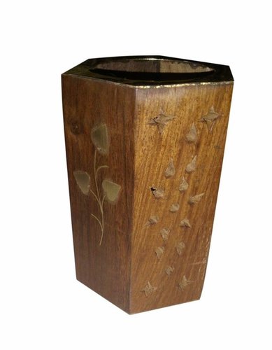 Desi Karigar Wooden Pen Stand ( Brown )