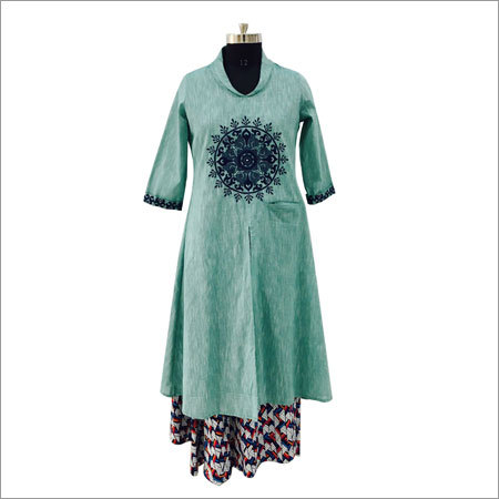 Fashionable Ladies Kurti With Palazzo Fashionable Ladies Kurti With Palazzo