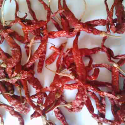 Byadgi Chilli With Stem - 10-13 cm, Red, 12000-17000 SHU | High Color, Low Pungency, Rich Aroma, Long Shelf Life