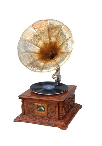 Desi Karigar Vintage Gramophone in Rosewood