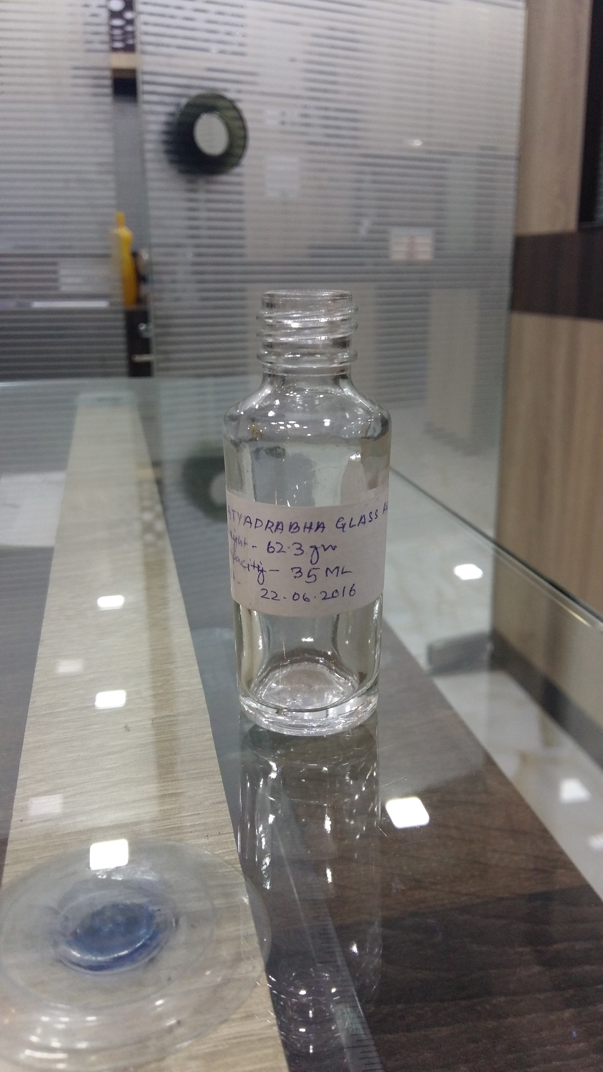 30 ml Nail Polish Remover Bottle