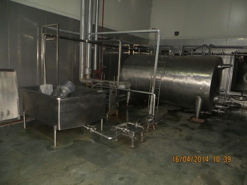 MILK RECEPTION TANK