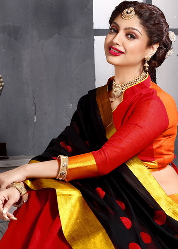 Red Cotton Silk Saree - Black & Red Printed Pattern | Lace Closure Design Elegant and Lightweight