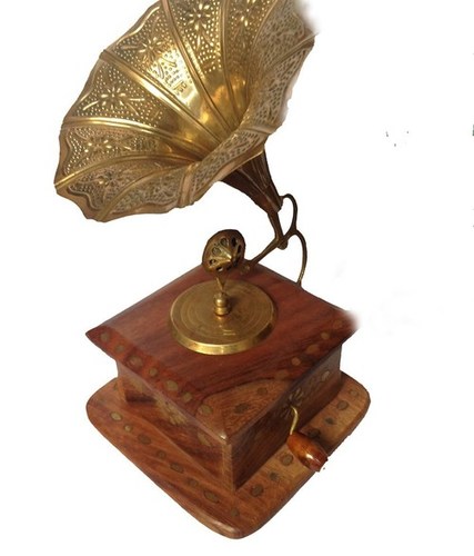 Desi Karigar Antique Sheesham Brass Inlay Gramophone Show Piece By DESI KARIGAR