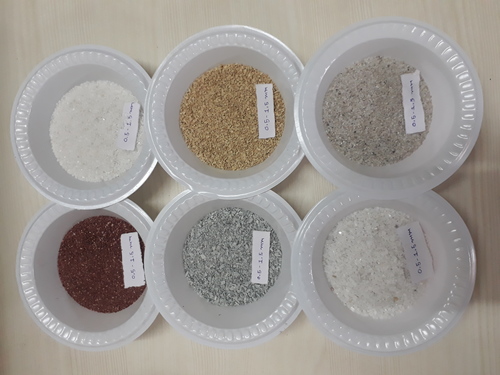 Manufacturer And Exporter of Wall Texture granular Grit and sand Price Per Ton loose sand waltexture sand