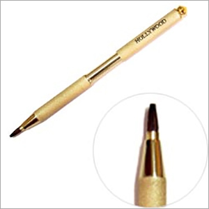 Gold Retractable Gear Lip Brush