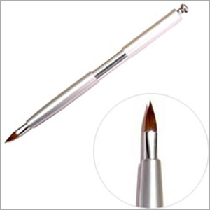 Reversible gear lip brush