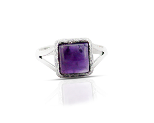 Sterling Silver 92.50% Ring Gender: Women