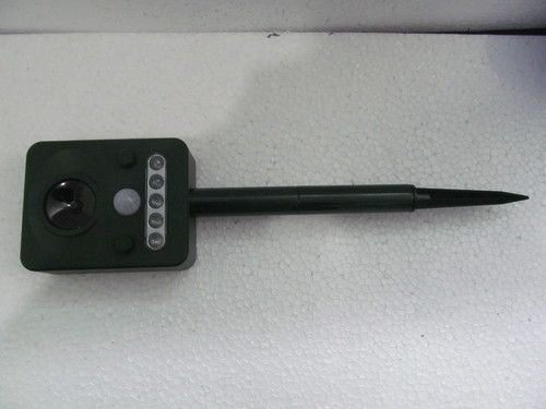 Solar Powered Ultrasonic Pest Repeller