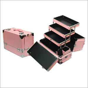 Multiple Trays Make Up Box