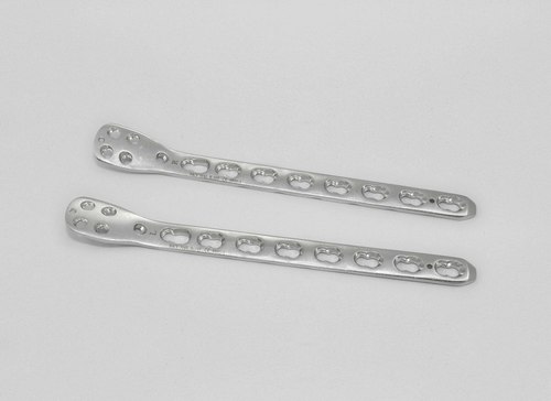 Locking Distal Lateral Tibia Plate  Titanium