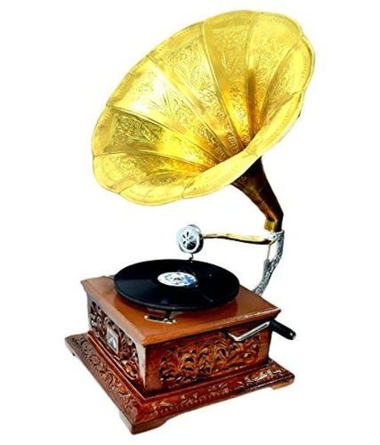 Desi Karigar Amazing handcrafted vintage gramophone