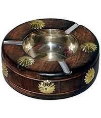 Desi Karigar Wooden Premium Quality Antique Ashtray Brown