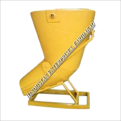 Concrete Bucket With Screw Jack Arrangement