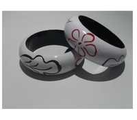 Desi Karigar Wooden Bangles - White ( White, 2.5 inch )