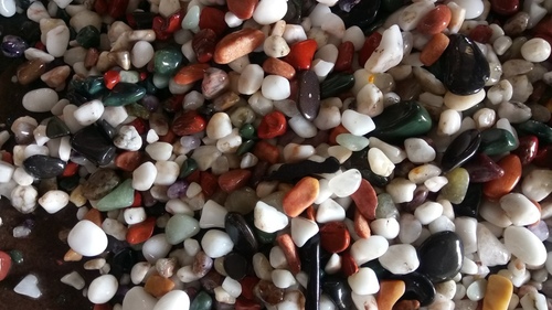 Factory Made Mix Color Polished Pebbles Stone For Decoration Solid Surface