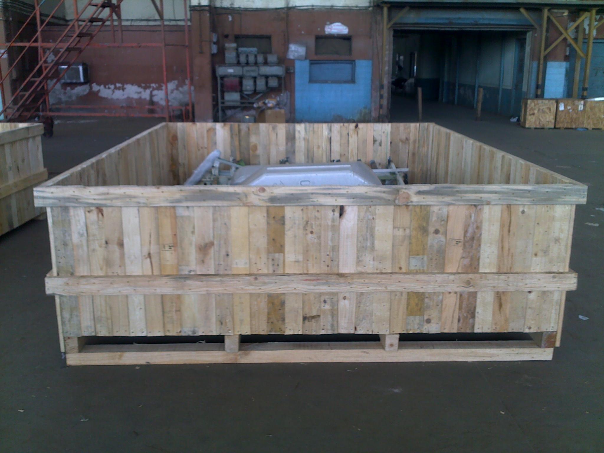 Pinewood Shipping Pallet