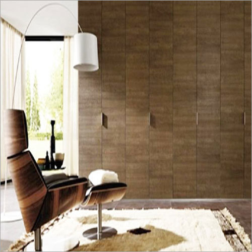 कपड़े की अलमारी