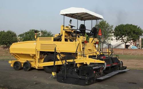 Asphalt Paving Finisher