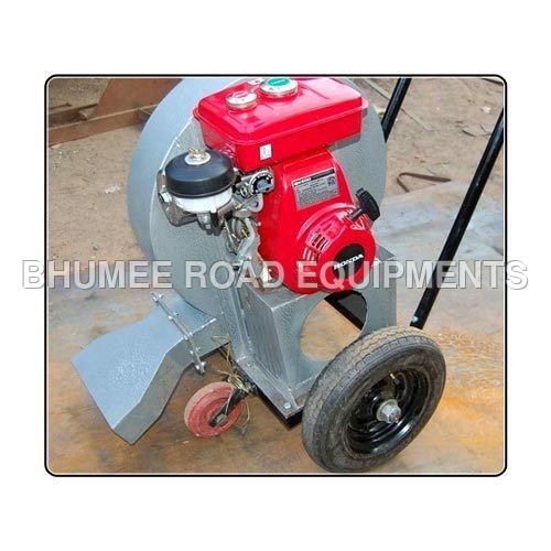 Road Sweeping Machine