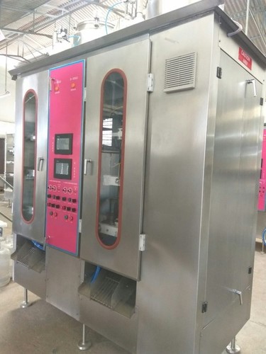 Automatic milk packing machine