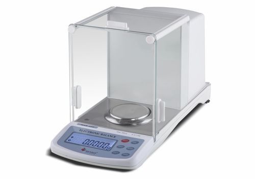 Analytical Balance Internal Calibration