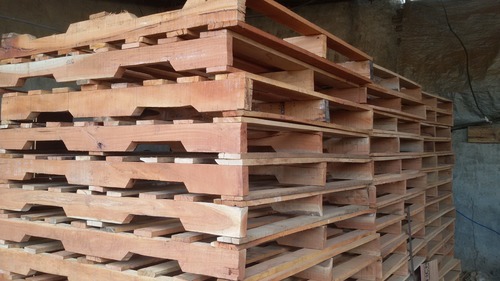 FourWay Pallet - Hardwood 48" x 40", 5 Stringers | Heavy Duty, Durable, Stackable, Versatile