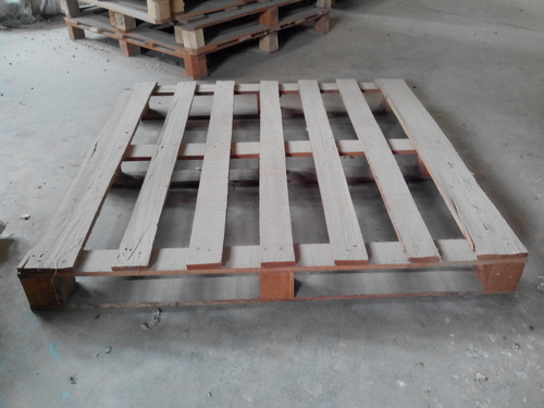 Wood Pallets - Durable Hardwood, Versatile 48x40 Inches , Reusable and Stackable Solutions for Efficient Storage