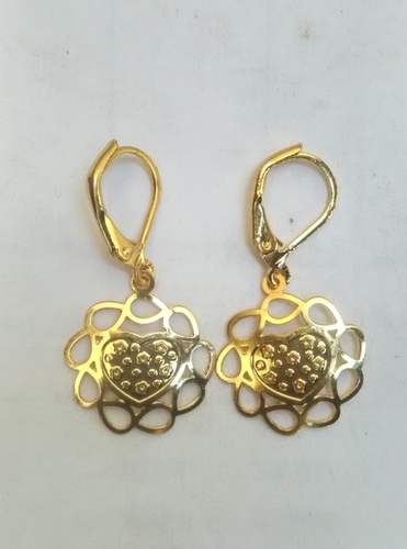pearl earrings