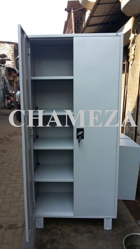 Storewell Unit with Concealed Lock