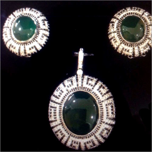 Knuckle Earrings
