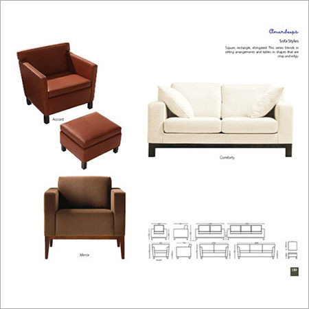 2 Seater Wooden Sofa By AMARDEEP DESIGNS INDIA PVT. LTD.