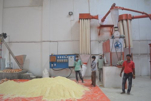 Sattu Making Machine Capacity: 200 Kg/hr Kg/hr