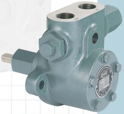 Fuel Injection Internal Gear Pump Pressure: 35 Kgf/Cm2