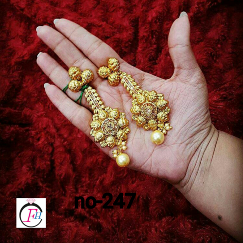 Antique Gold Earring