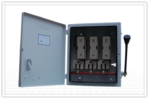 TPN Switch Fuse Unit 63 Amp