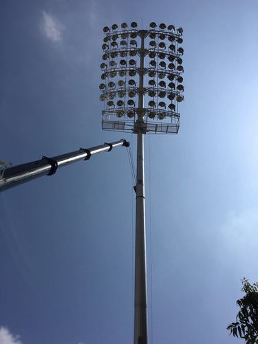 Stadium Mast