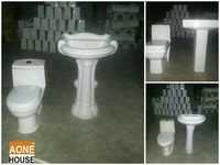 Wash Basin Pedestal With One Piece Toilet