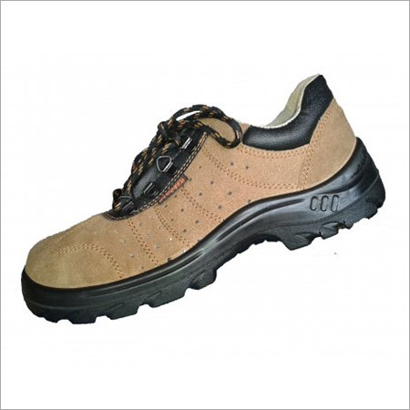 Sporty Safety Shoe