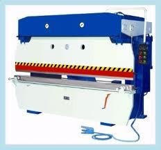 Torsion Synchronized Hydraulic Press Brake - 160T Tonnage Capacity, 200mm Stroke, 6000mm Table Length | Motorized Backgauge, 2 Axis MD-11 Controller