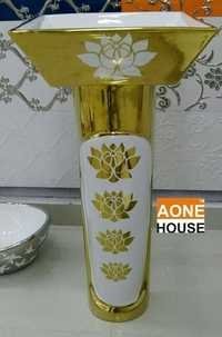 Decorative Gold Plated Wash Basin Pedestal