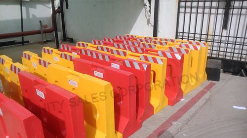 Water Fillable Barrier