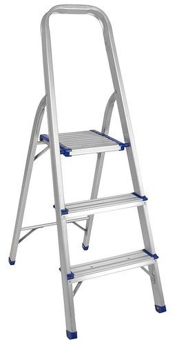 ALUMINIUM LADDER