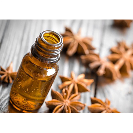 Star Anise Essential Oil - 100% Pure, Pale Yellow Liquid | Steam Distilled from Seeds, Aromatic Relief for Colds, Digestion, and Muscle Pain