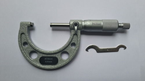 Outside Micrometer - 50-75 mm Range, Carbide Tipped Faces, Precision Thread Ground, Heat Insulated 'U' Frame, Clear Laser Mark Graduation, Packaged in Moulded Box